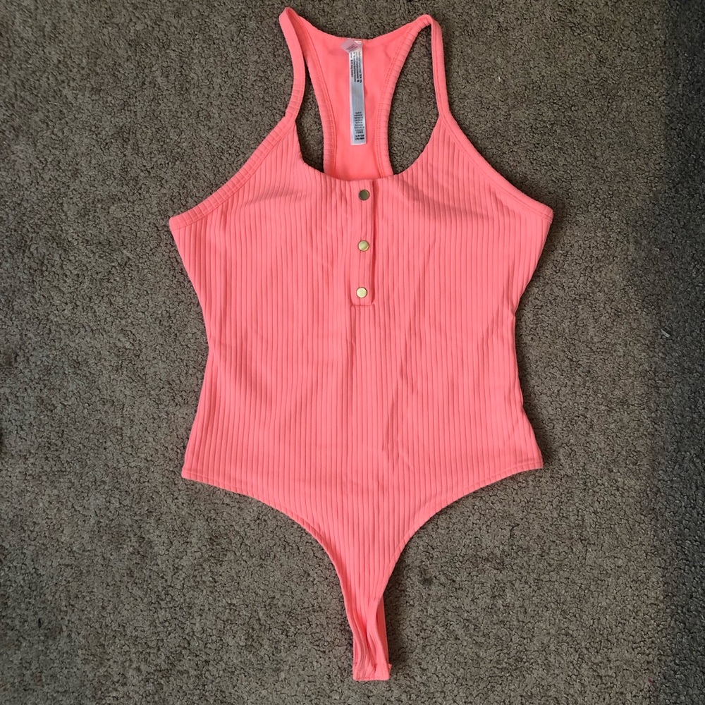 Victoria sport bodysuit